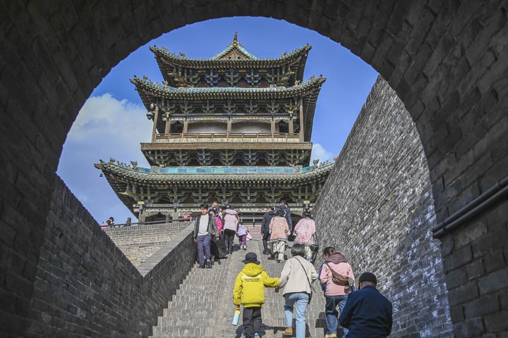 走出一条中国特色城市发展道路——以习同志为核心的党中央引领城市工作纪实(图8)