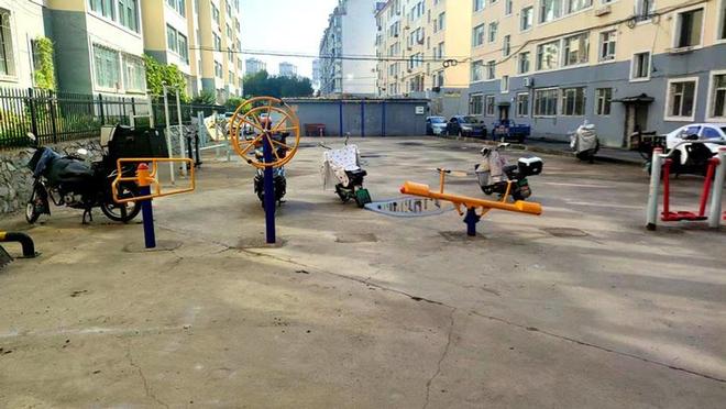 延吉：做实民生实事健身器材升级换代(图3)